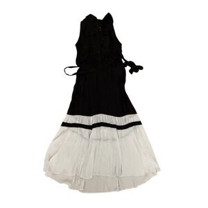Black and White Sleeveless Maxi Dress